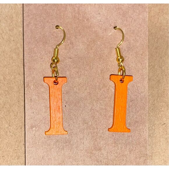 ☀️3/$12☀️ Letter “I” Wood Earrings (Orange) - Picture 1 of 3